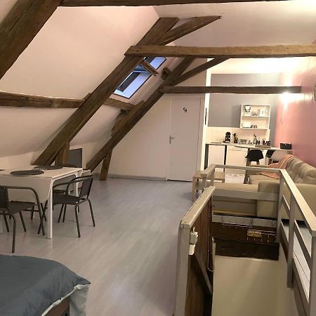 Chablis: Grand Studio En Plein Centre Ville מראה חיצוני תמונה