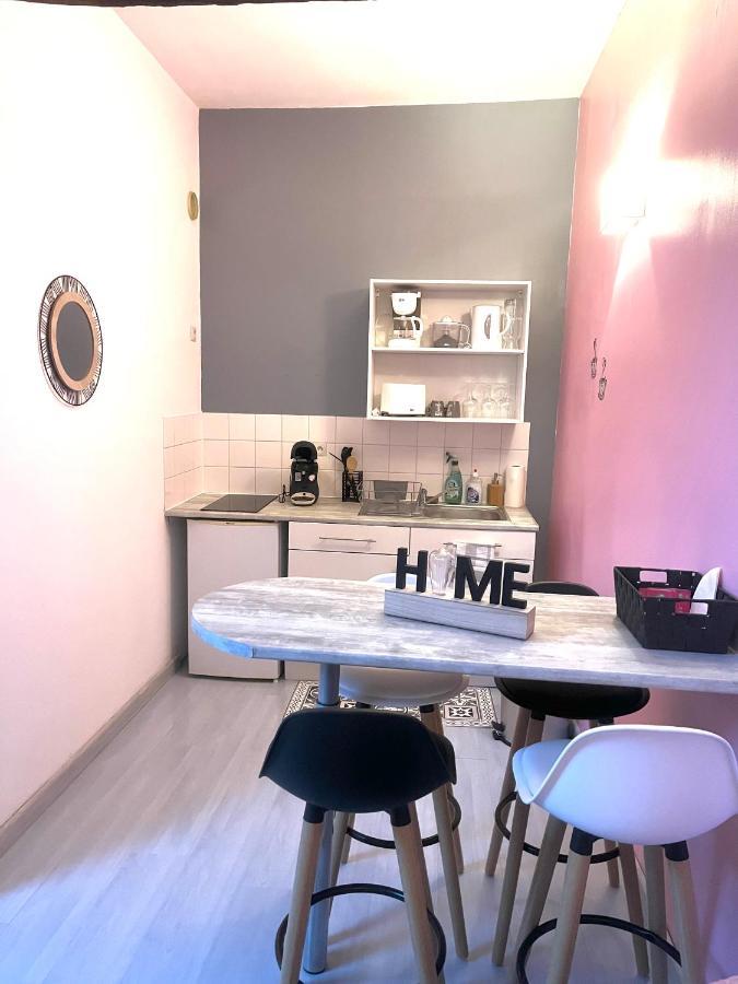 Chablis: Grand Studio En Plein Centre Ville מראה חיצוני תמונה